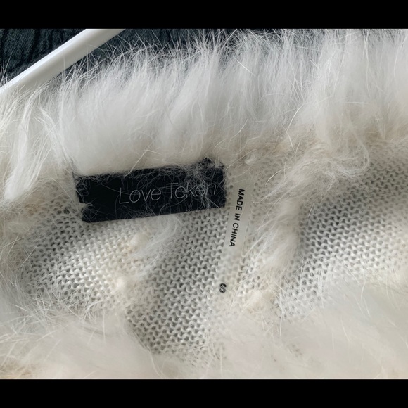 Rabbit fur poncho - Picture 3 of 3